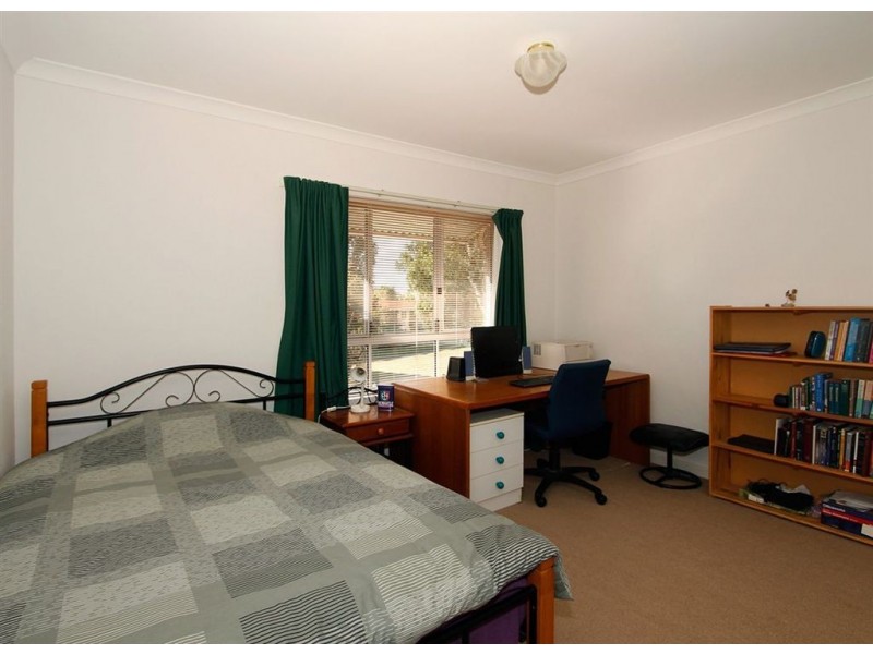 33/15 Friar John Way, Coolbellup WA 6163