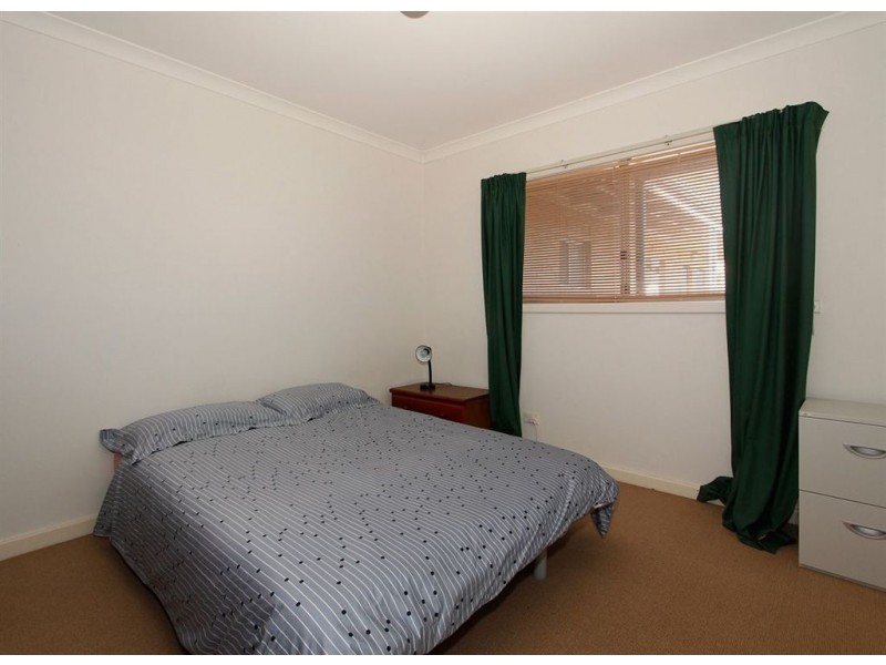 33/15 Friar John Way, Coolbellup WA 6163