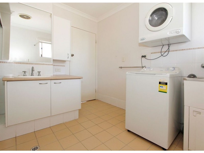 33/15 Friar John Way, Coolbellup WA 6163