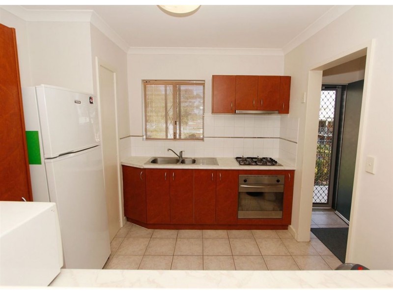 33/15 Friar John Way, Coolbellup WA 6163