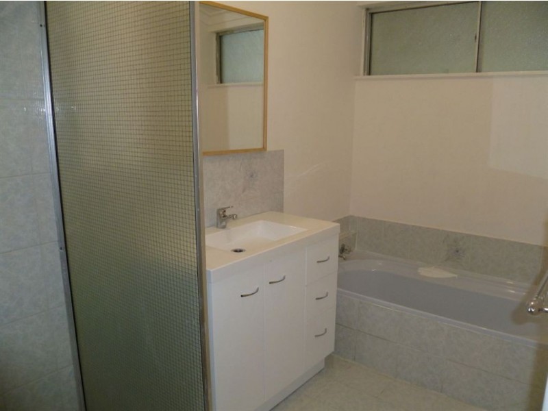 6 Pagneil Court, Hamilton Hill WA 6163