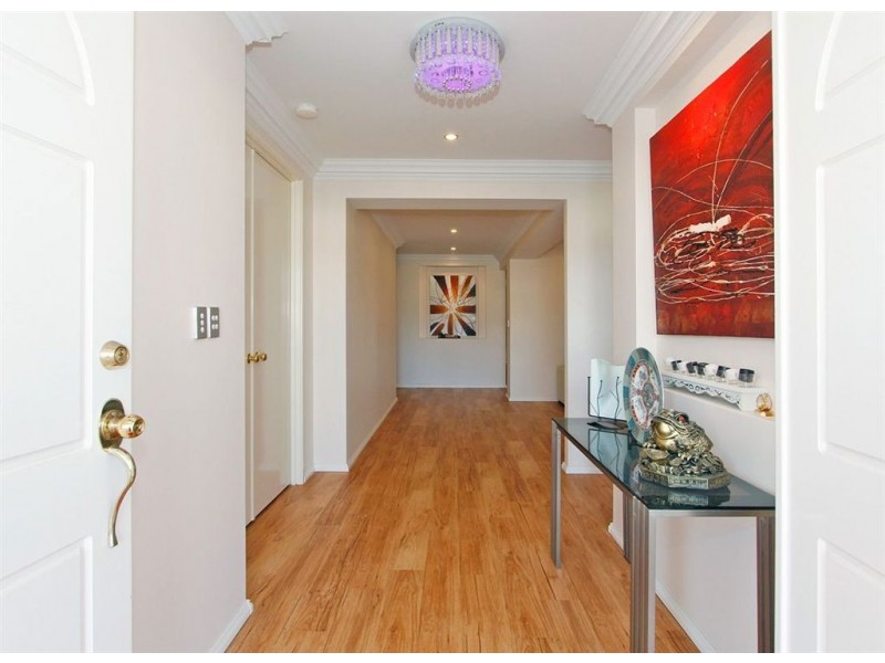 5 Araluen Bend, Aubin Grove WA 6164