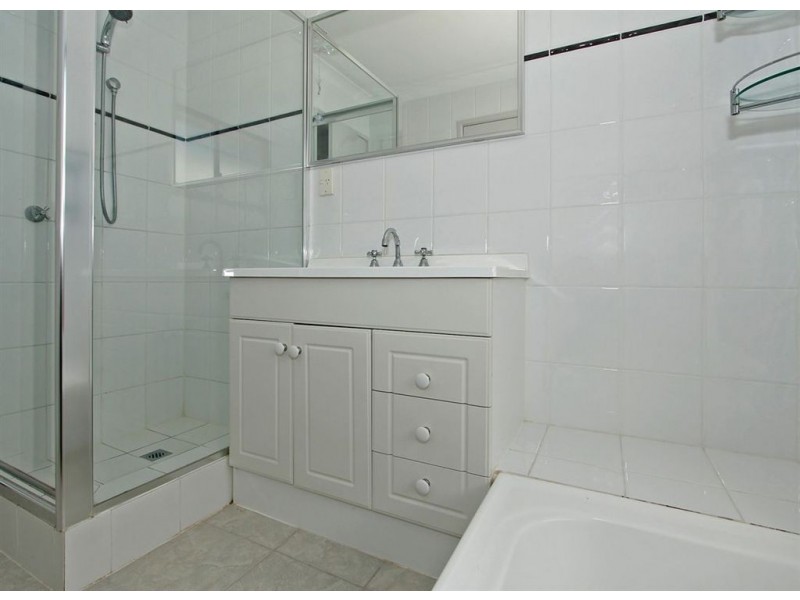 11 Alpin Court, Coolbellup WA 6163