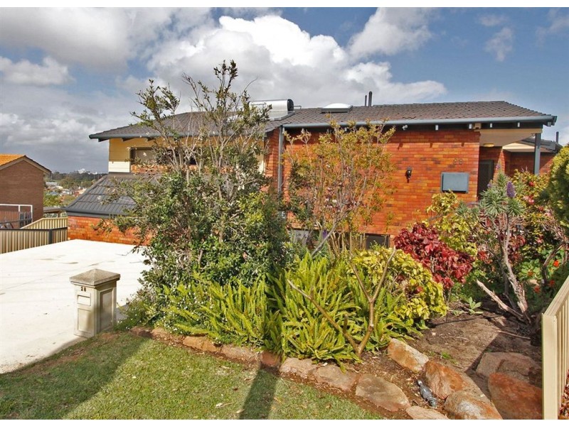 28 Cameron Way, Kardinya WA 6163