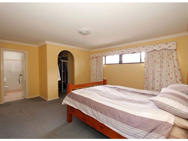 28 Cameron Way, Kardinya WA 6163