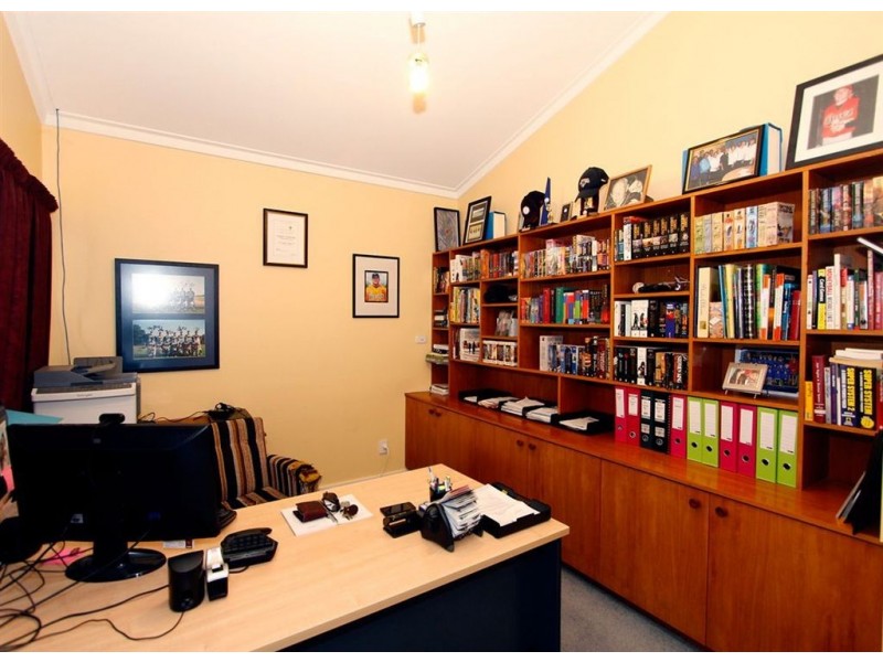 28 Cameron Way, Kardinya WA 6163