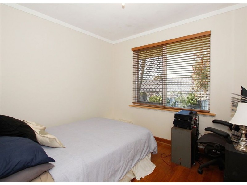 1a Caple Street, Willagee WA 6156