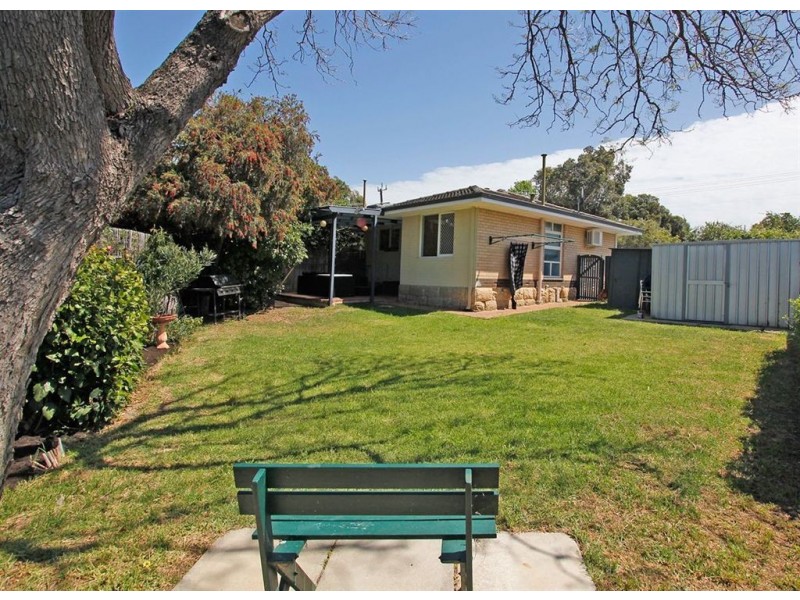 1a Caple Street, Willagee WA 6156