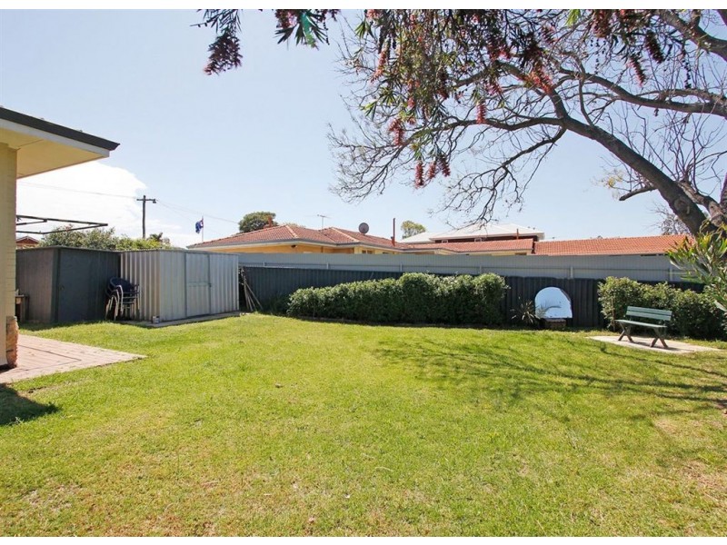1a Caple Street, Willagee WA 6156