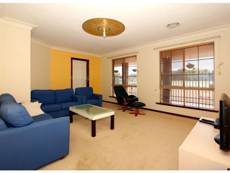 24 Hebbard Street, Samson WA 6163