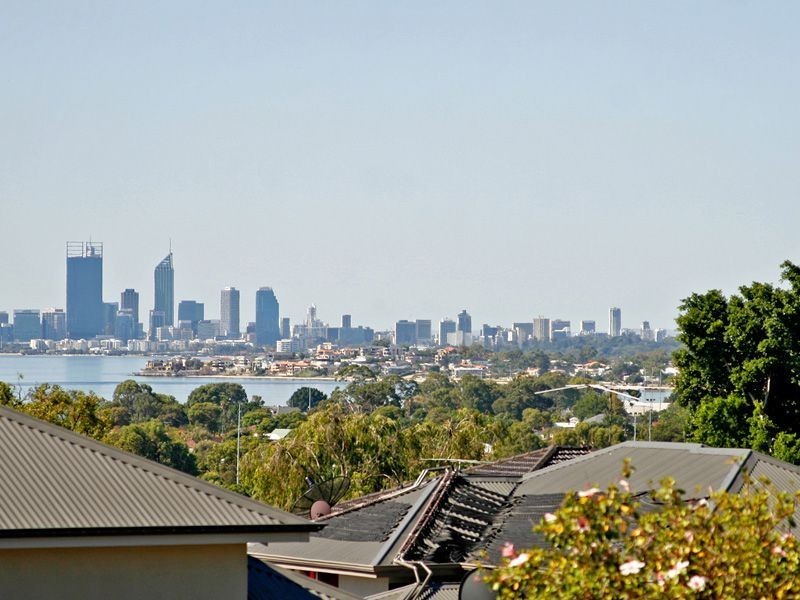 54 Joiner Street, Melville WA 6156