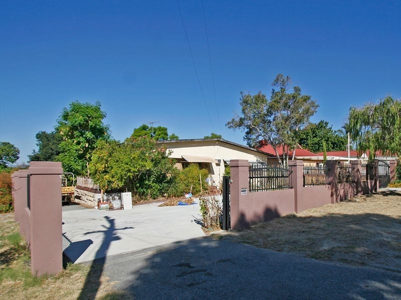 54 Joiner Street, Melville WA 6156