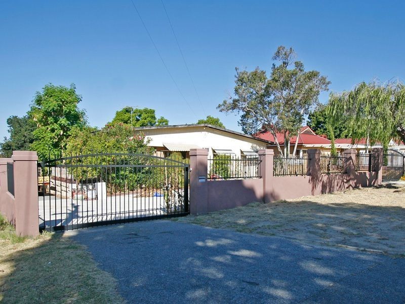 54 Joiner Street, Melville WA 6156