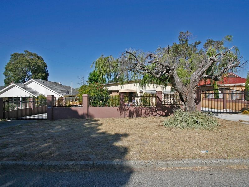 54 Joiner Street, Melville WA 6156