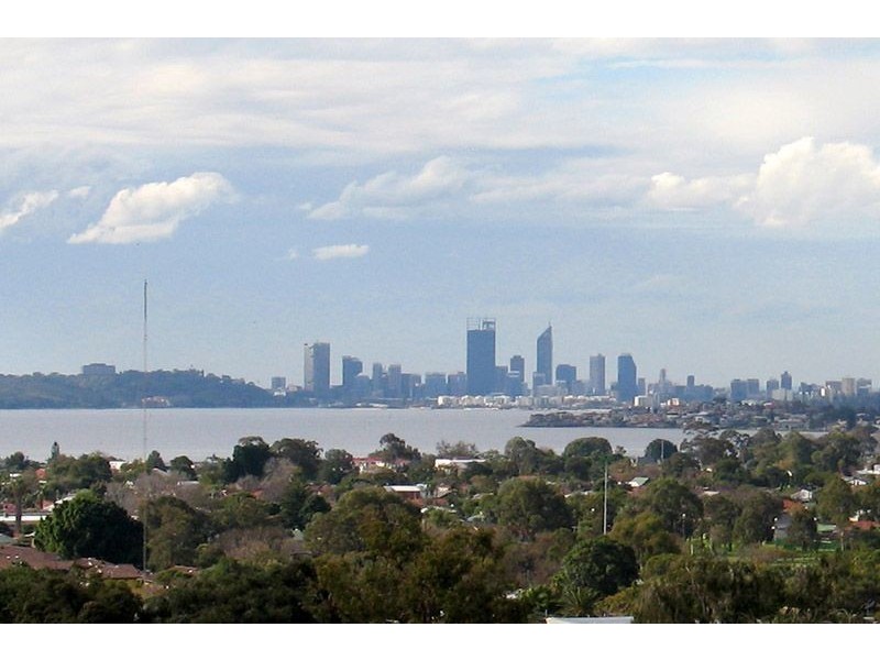 54 Joiner Street, Melville WA 6156