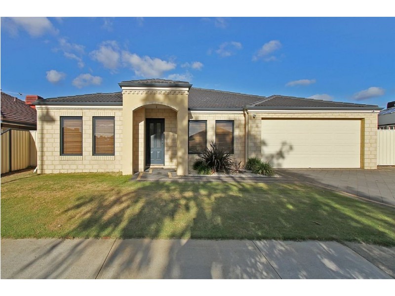 37 Macquarie Boulevard, Hammond Park WA 6164