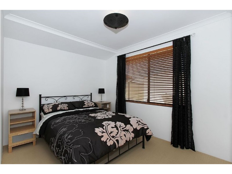 37 Macquarie Boulevard, Hammond Park WA 6164