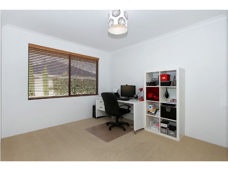 37 Macquarie Boulevard, Hammond Park WA 6164