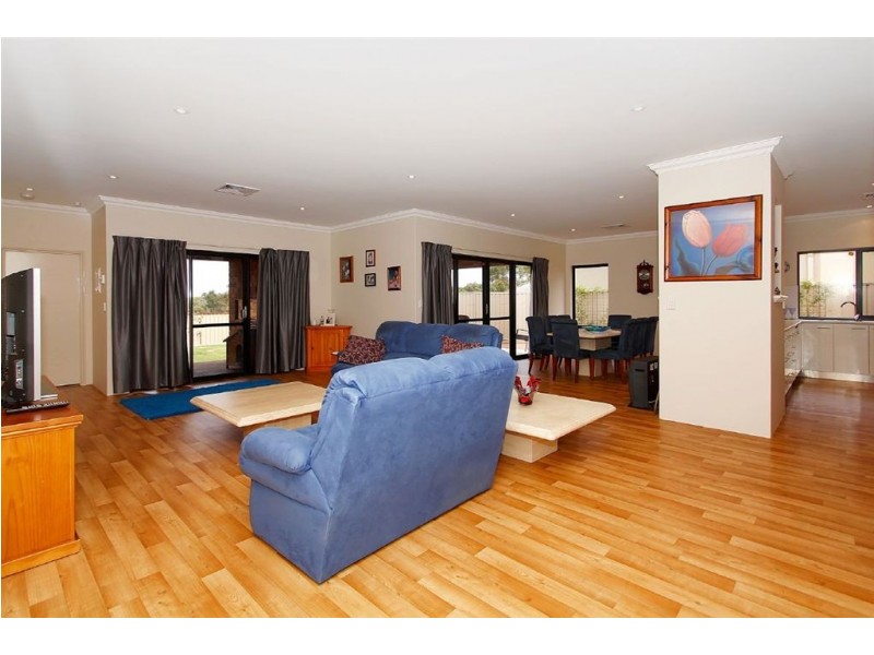 22 Belladonna Drive, Yangebup WA 6164