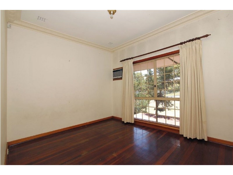 17 Joslin Street, Hilton WA 6163