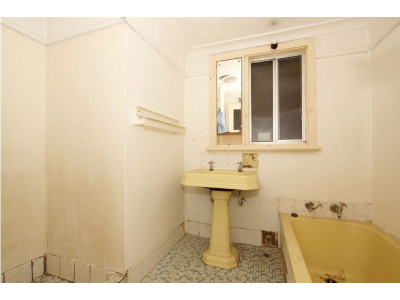 17 Joslin Street, Hilton WA 6163