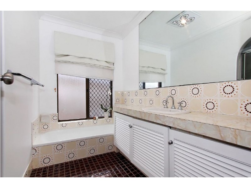 13 Mannion Way, Kardinya WA 6163