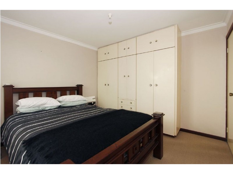 9/15 Point Walter Road, Bicton WA 6157