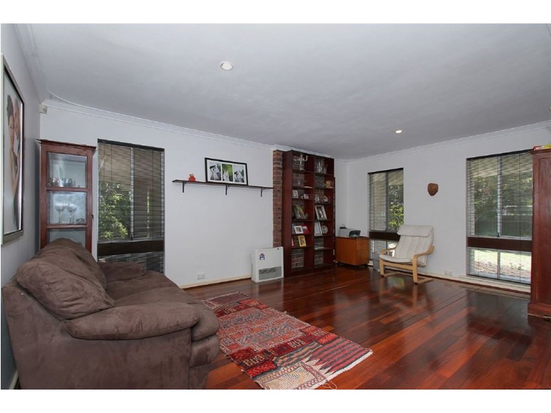 5 Thomas Way, Kardinya WA 6163