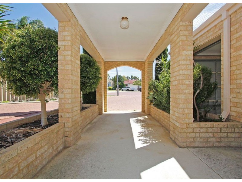 A/7 Rainbow Gardens, Bibra Lake WA 6163