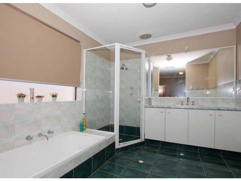 A/7 Rainbow Gardens, Bibra Lake WA 6163