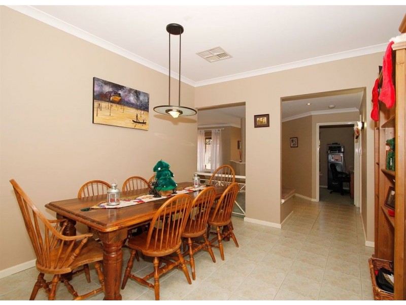 A/7 Rainbow Gardens, Bibra Lake WA 6163