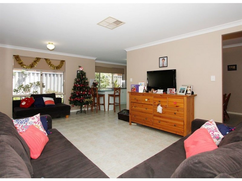 A/7 Rainbow Gardens, Bibra Lake WA 6163