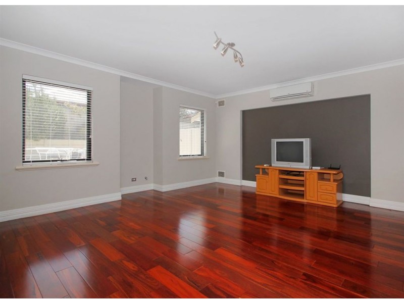 3 Dixon Street, Kardinya WA 6163