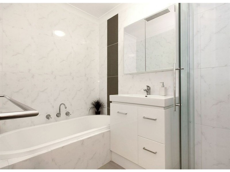 D/71 Gilbertson Road, Kardinya WA 6163