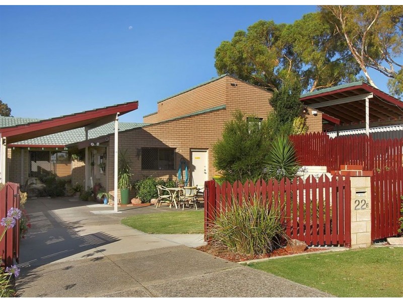 22E Erpingham Road, Hamilton Hill WA 6163