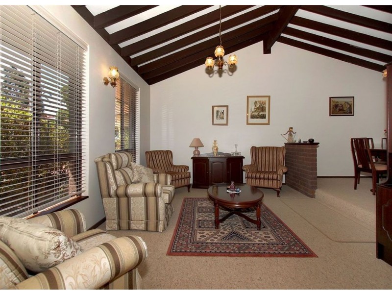 7 Gribble Road, Bull Creek WA 6149