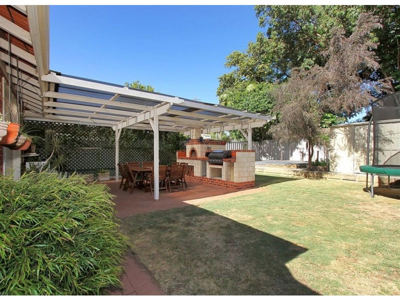 37B Romeo Road, Coolbellup WA 6163