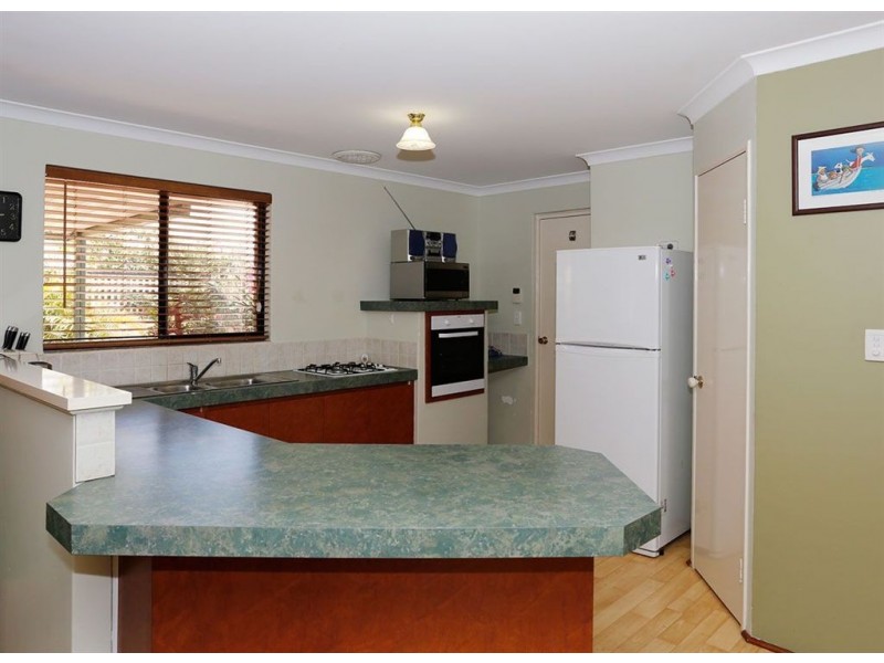 1 Mirabeau Mews, Bibra Lake WA 6163
