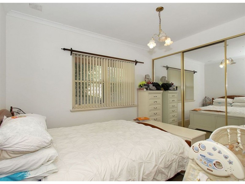 5 Antonio Street, Coolbellup WA 6163