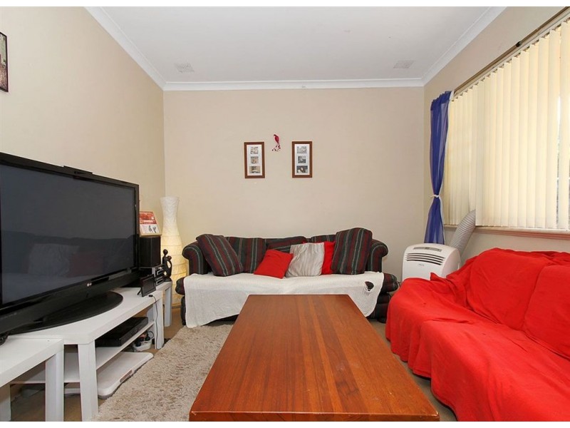 5 Antonio Street, Coolbellup WA 6163