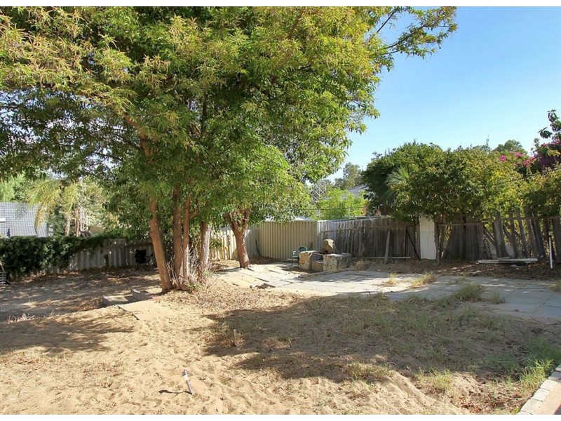 5 Antonio Street, Coolbellup WA 6163