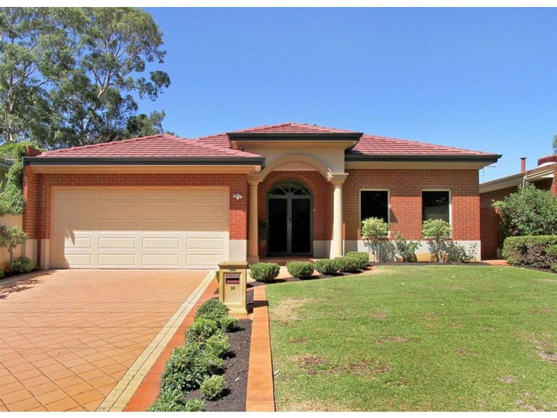 24 Williamson Road, Kardinya WA 6163