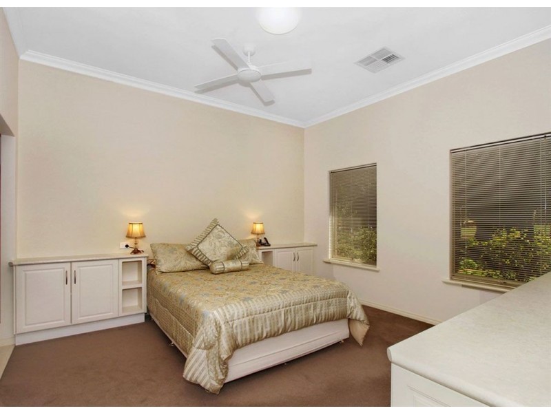 24 Williamson Road, Kardinya WA 6163