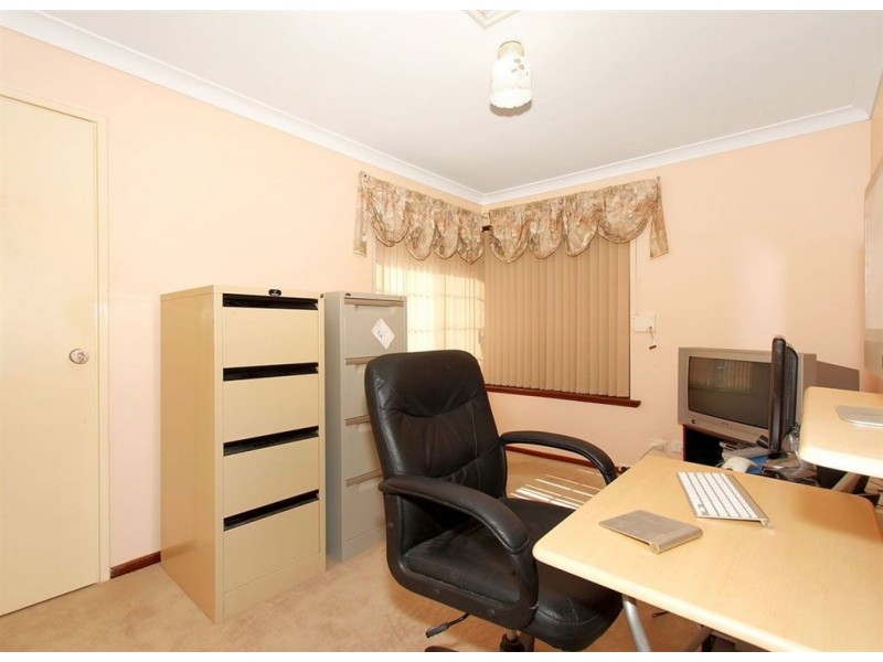 13 Marshall Way, Samson WA 6163