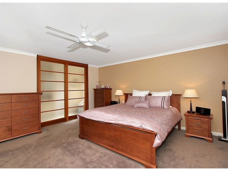 7 Paton Close, Winthrop WA 6150