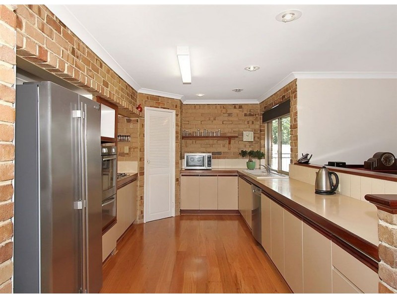 7 Paton Close, Winthrop WA 6150