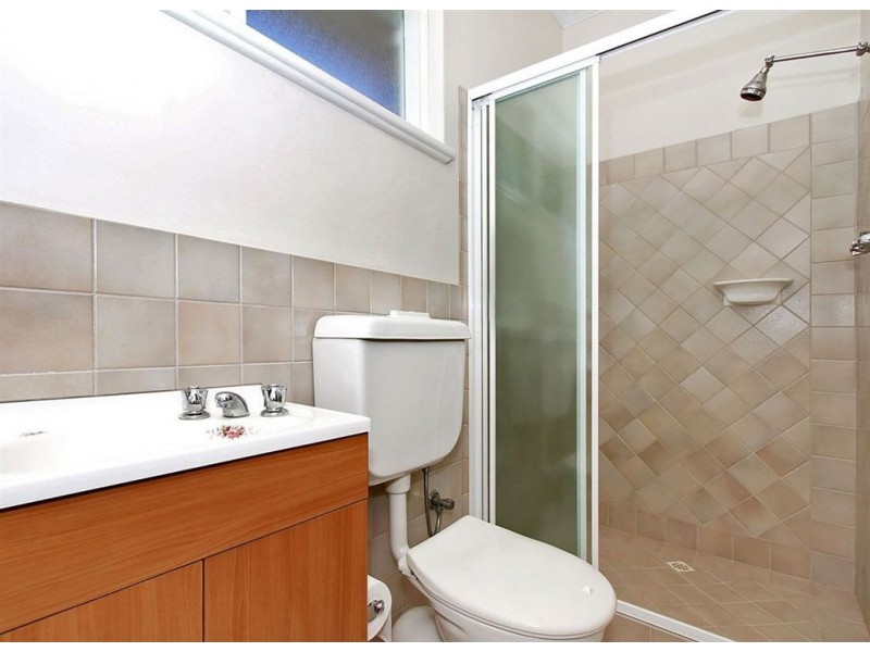 17 Gundill Street, Booragoon WA 6154