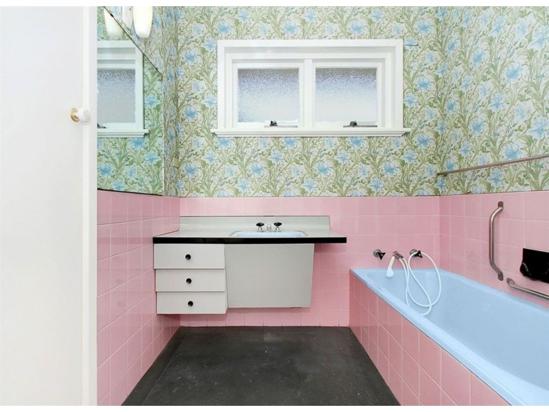 17 Gundill Street, Booragoon WA 6154