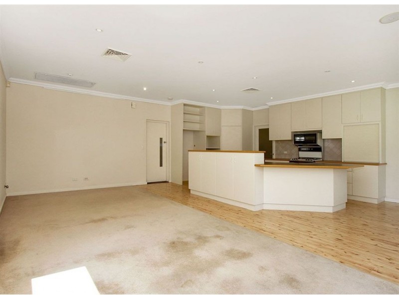 17 Gundill Street, Booragoon WA 6154