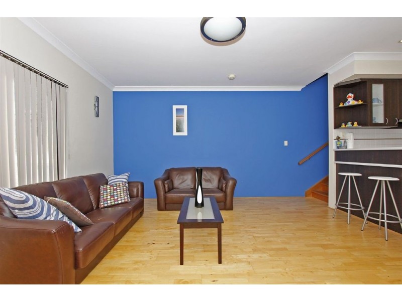 4/7 Bellion Drive, Hamilton Hill WA 6163